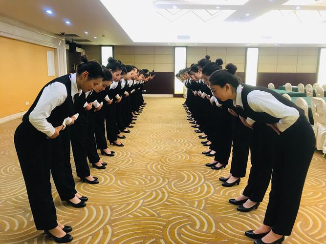 宽沟第三天基础服务礼仪培训 赋能会展服务的专业形象
