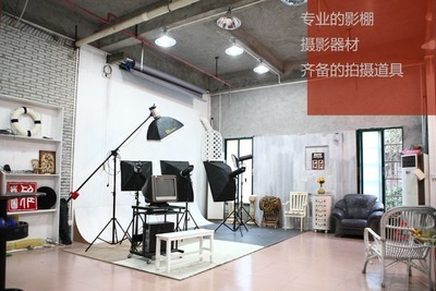 眼镜摄影之道 道具搭景与专业服务的完美结合