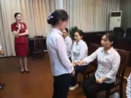 长江水务营业所举办服务礼仪培训班，提升窗口服务水平